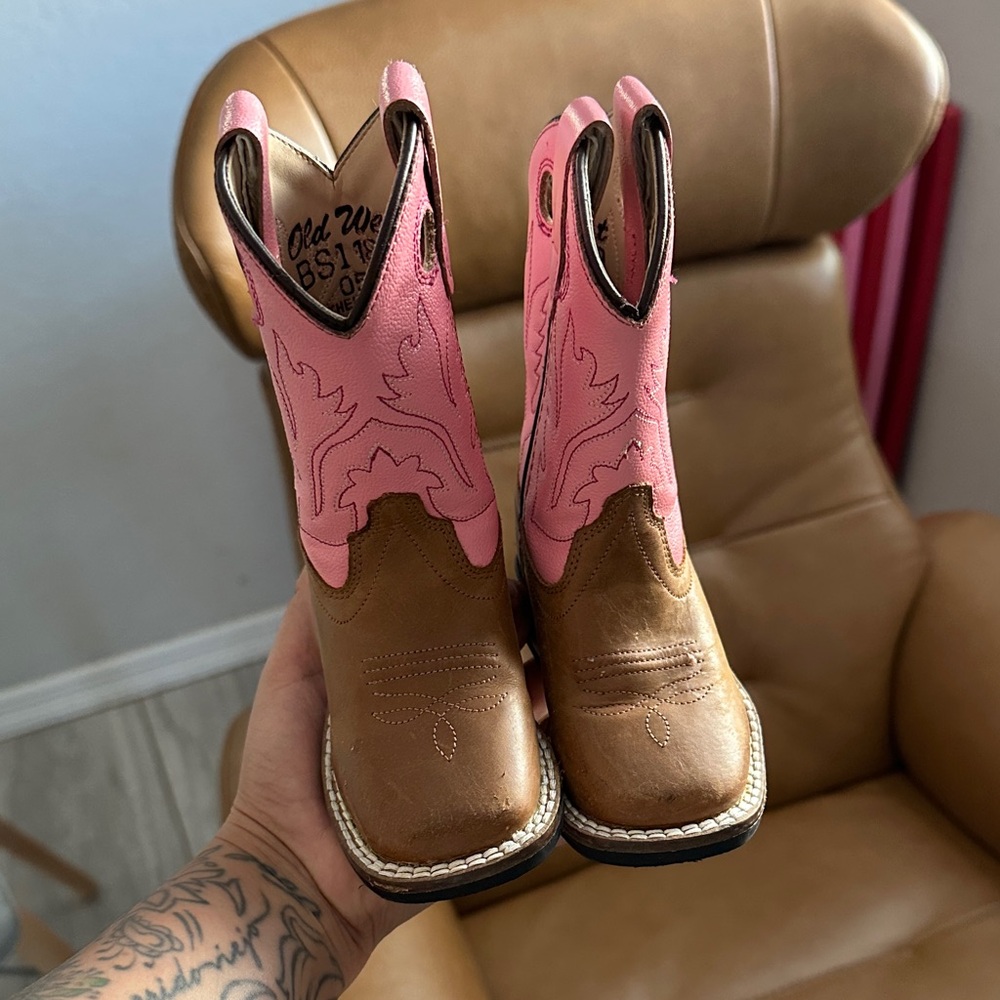 Old West Pink and Tan Western Boots